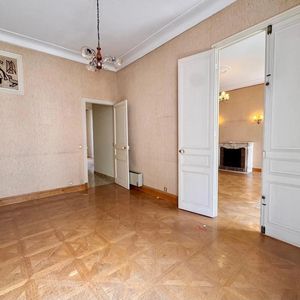 Property in Carre d'Argent