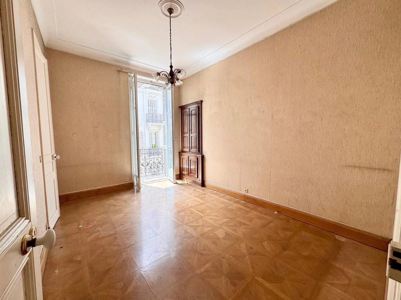 Property photo in Carre d'Argent