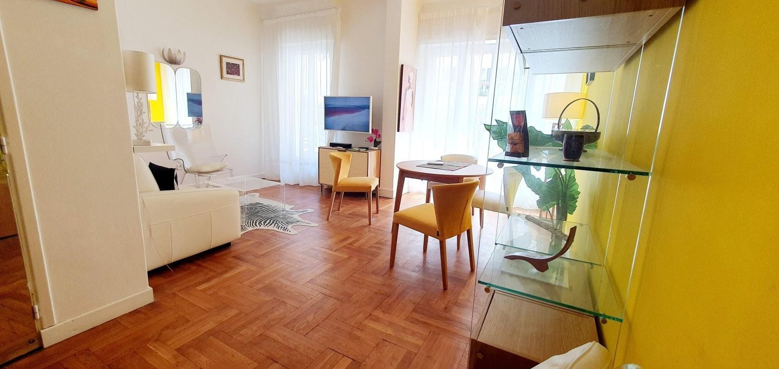 Property photo in Carre d'Argent