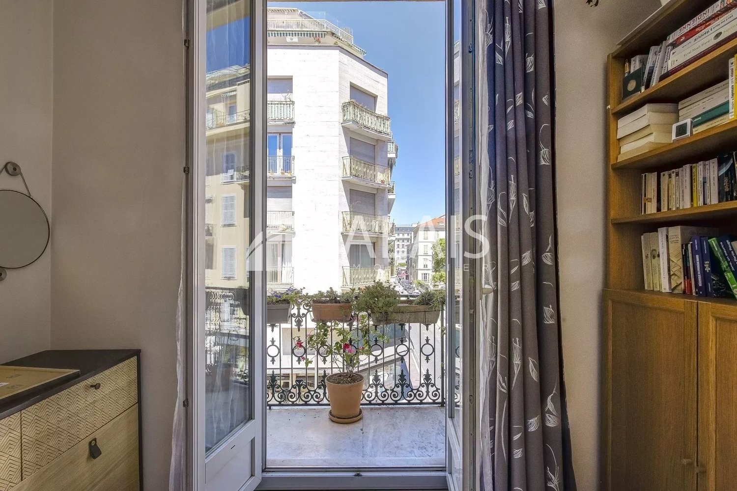 Property photo in Carre d'Argent