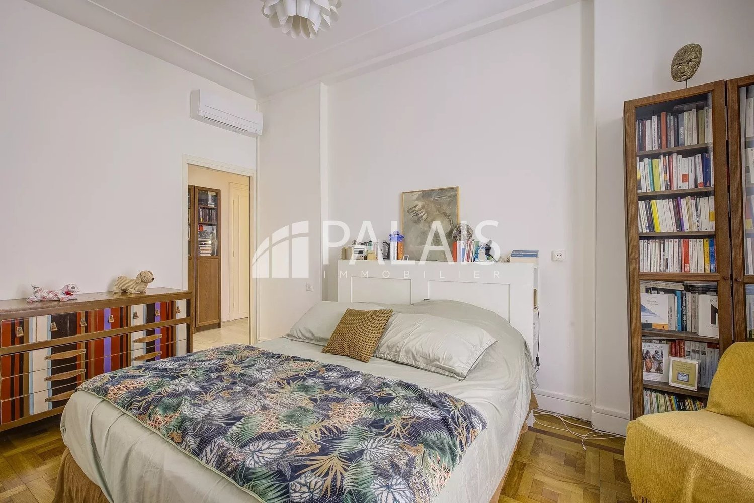 Property photo in Carre d'Argent