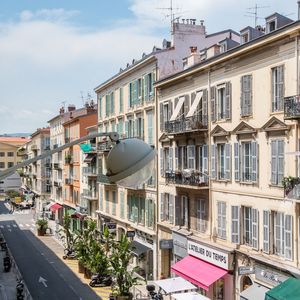Property in Carre d'Argent
