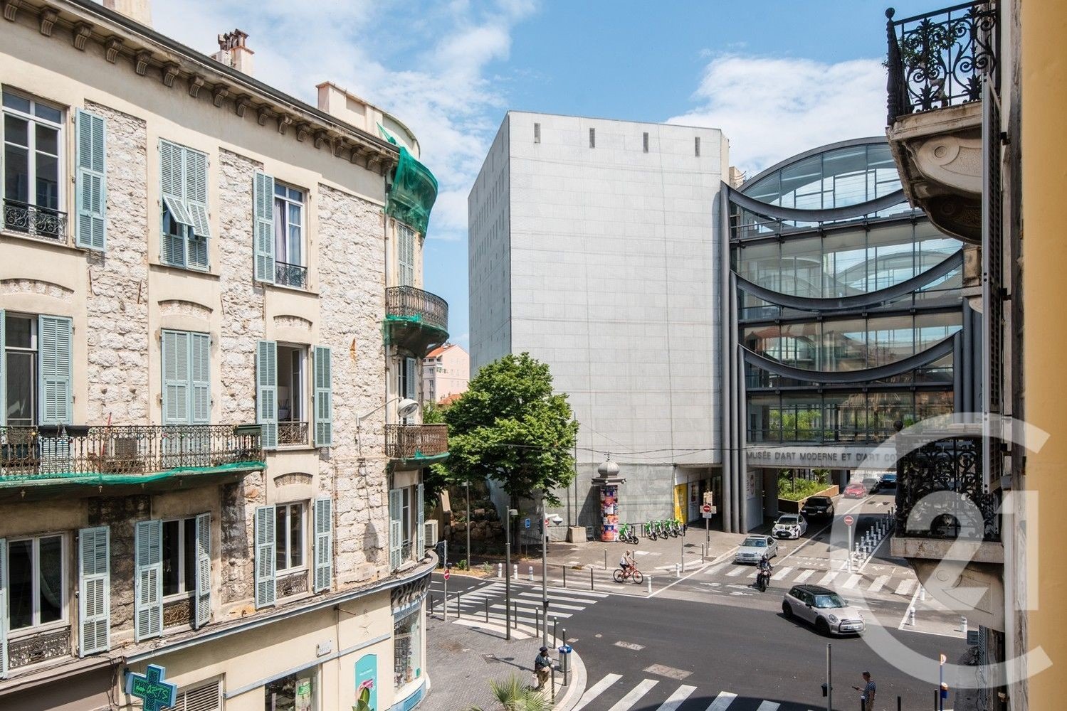 Property photo in Carre d'Argent