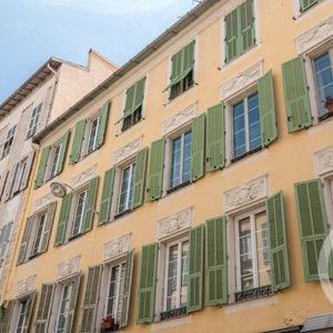 Property in Carre d'Argent