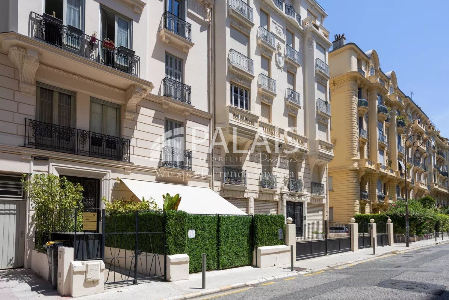 Property photo in Carre d'Argent