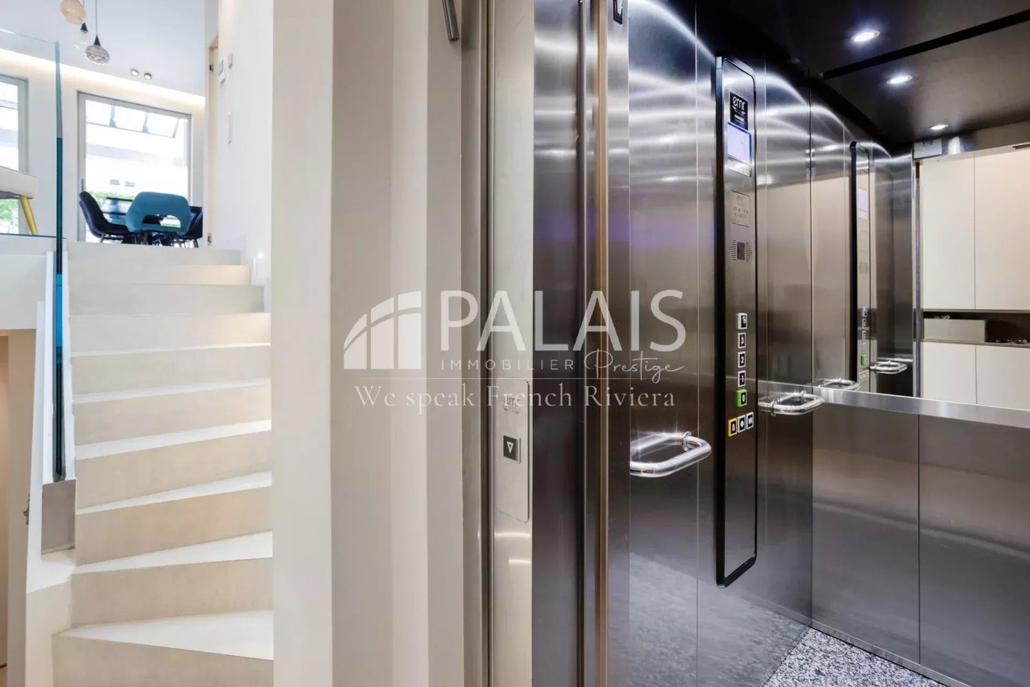 Property photo in Carre d'Argent