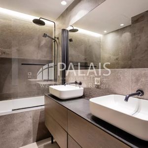 Property in Carre d'Argent