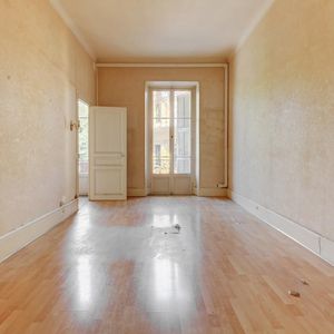 Property in Carre d'Argent