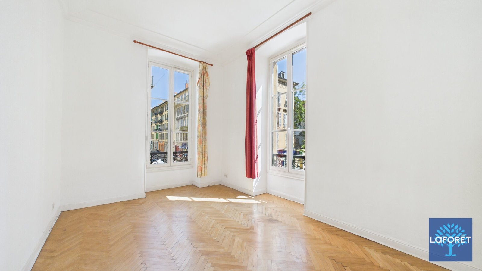 Property photo in Carre d'Argent