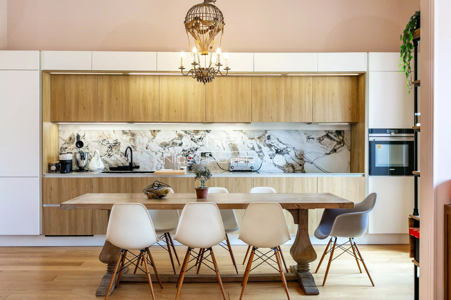 Property photo in Carre d'Argent