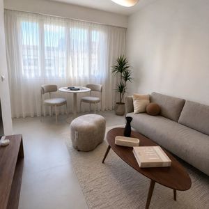 Property in Carre d'Or