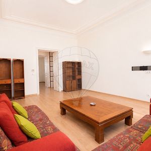 Property in Carre d'Or