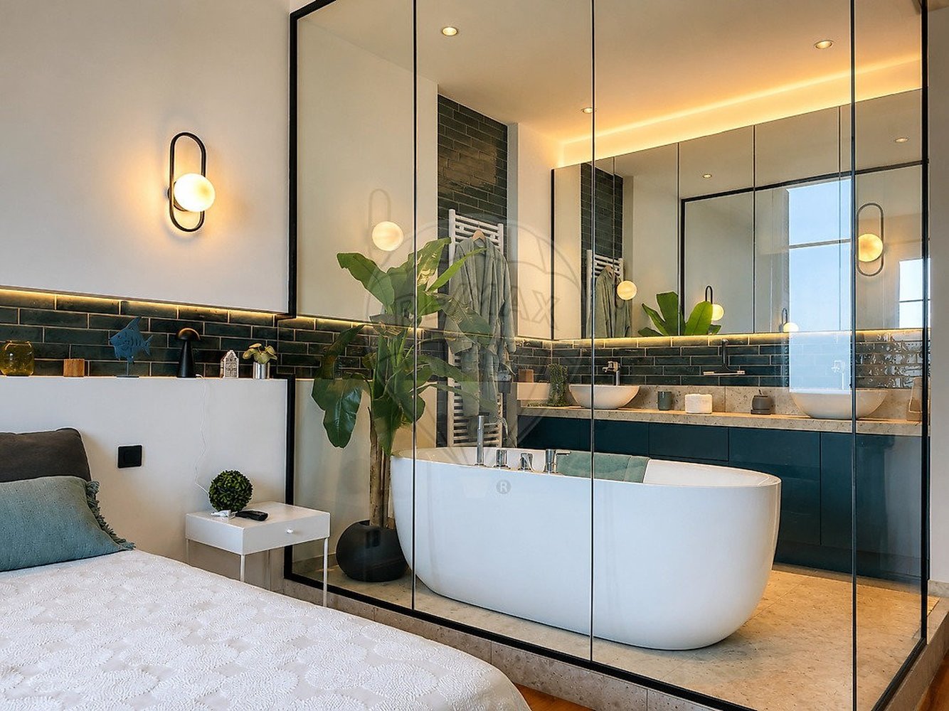 Property photo in Carre d'Or