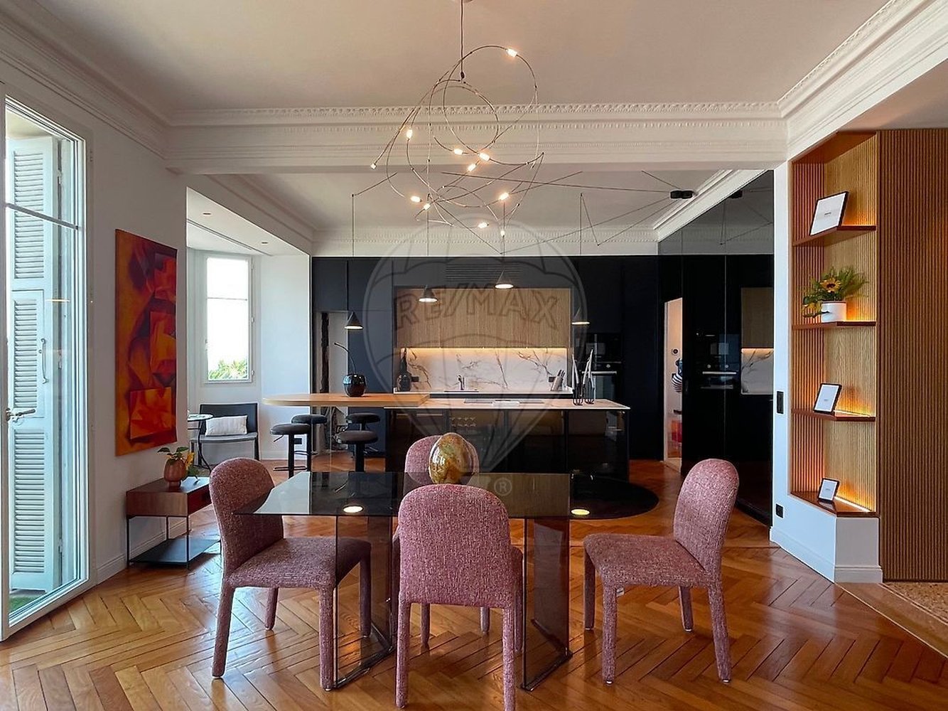 Property photo in Carre d'Or