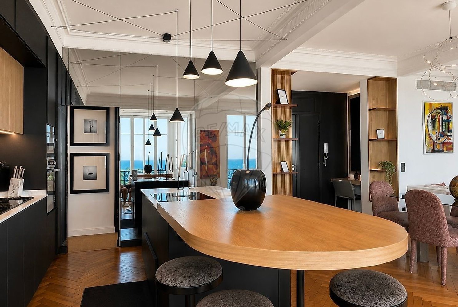 Property photo in Carre d'Or