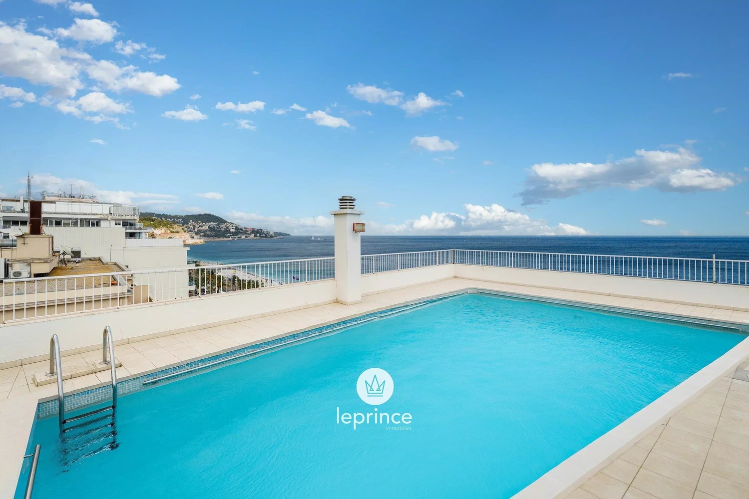 Property photo in Carre d'Or