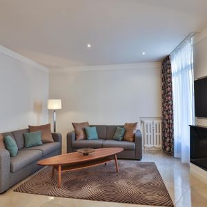 Property in Carre d'Or