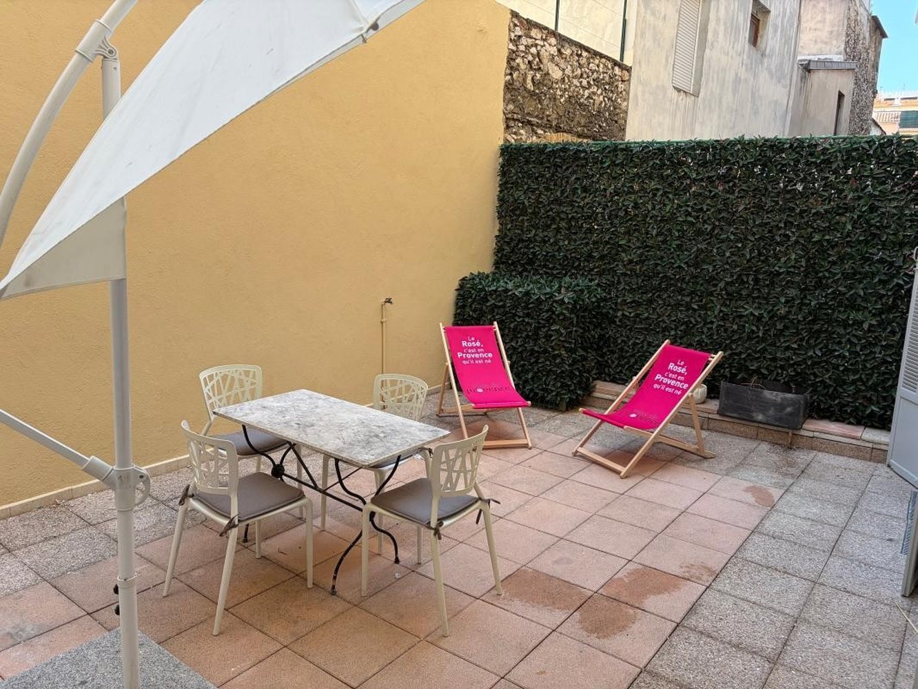Property photo in Carre d'Or