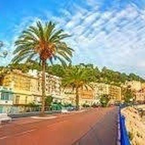 Property in Carre d'Or