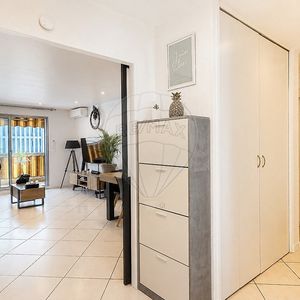 Property in Carre d'Or