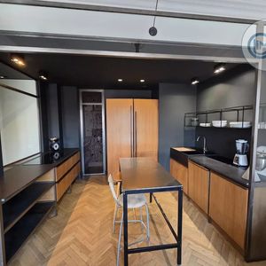 Property in Carre d'Or