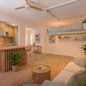 Property in Carre d'Or
