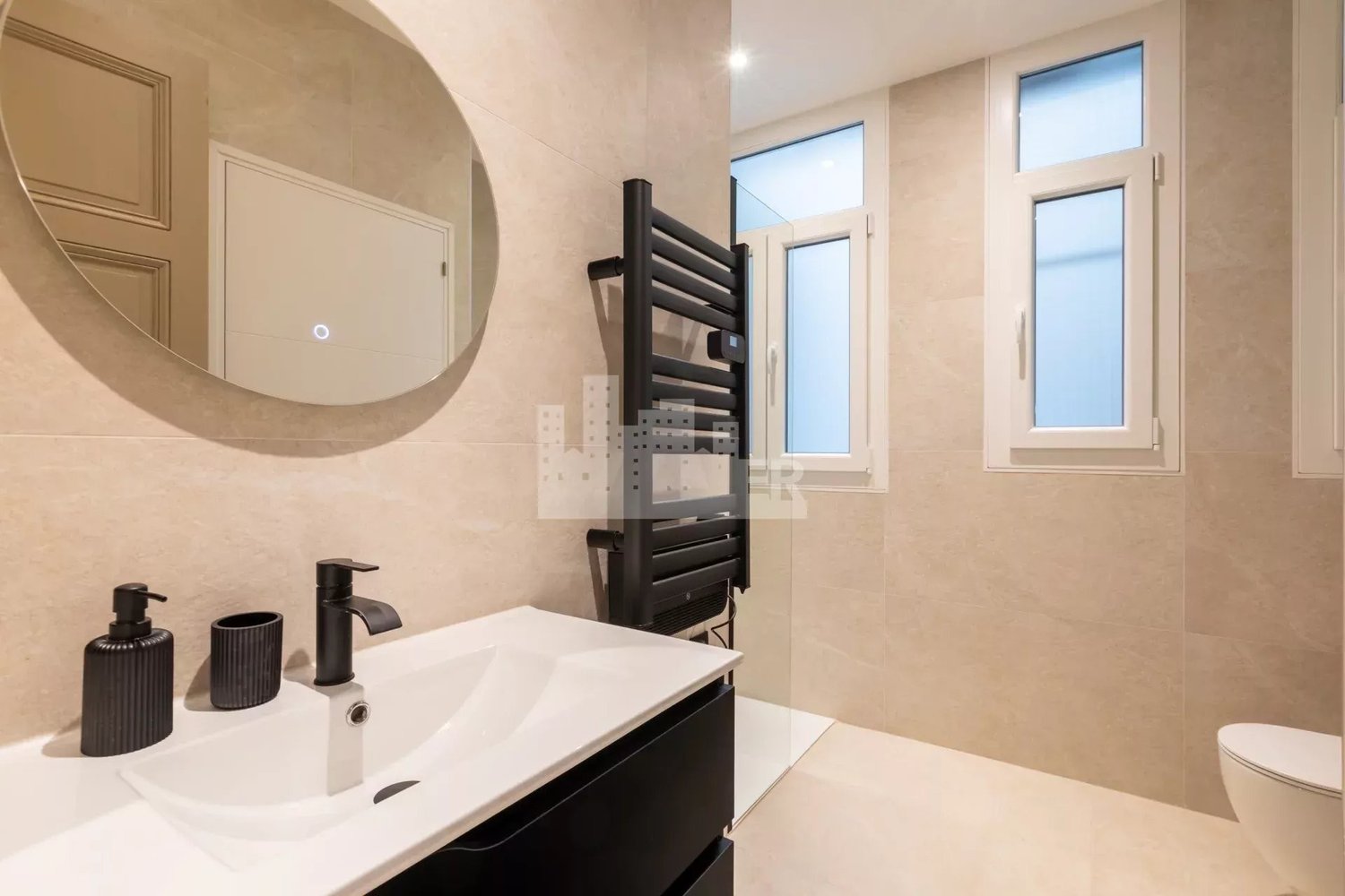 Property photo in Carre d'Or