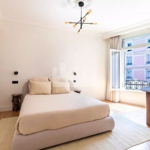 Property in Carre d'Or