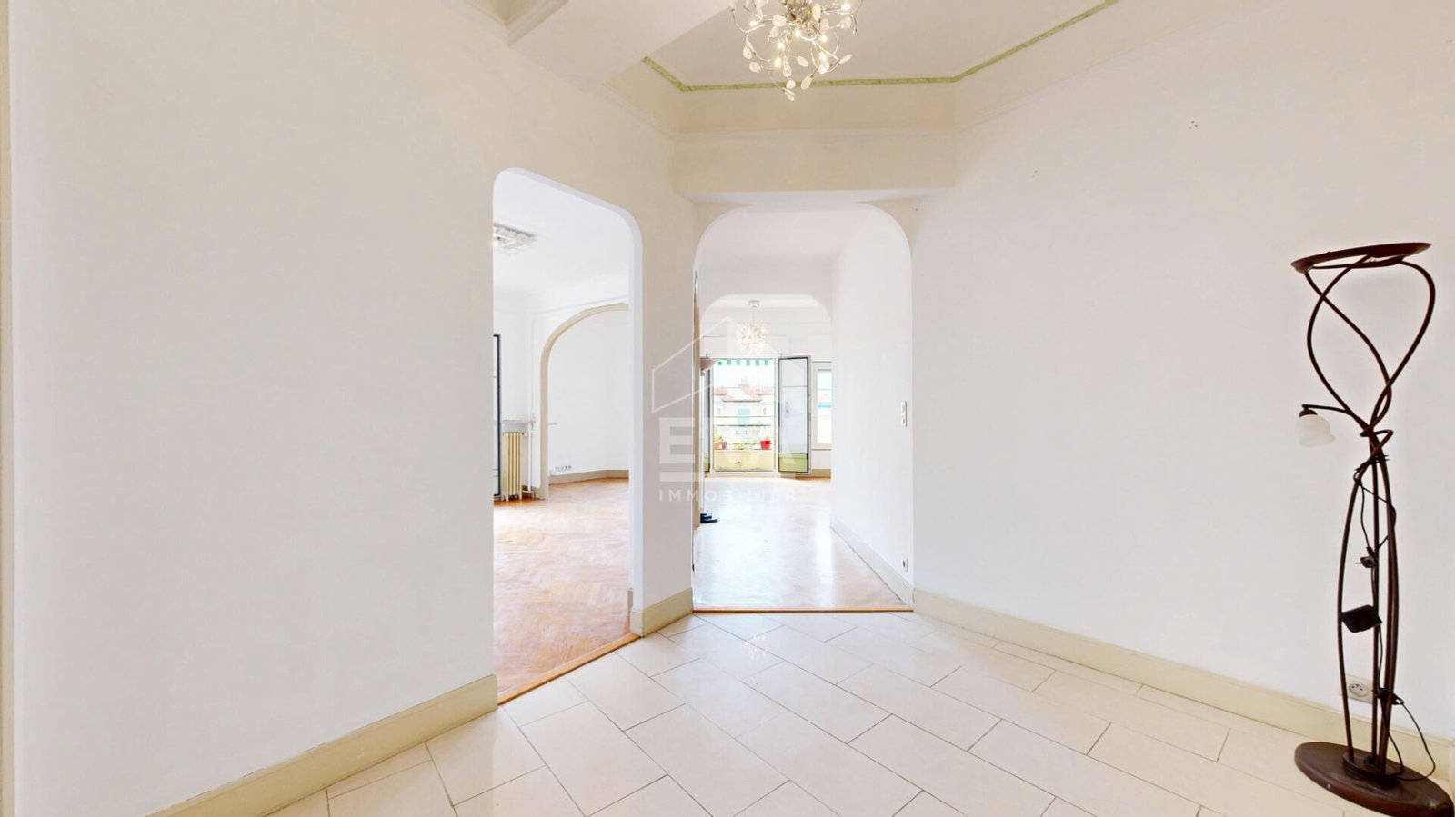Property photo in Carre d'Or