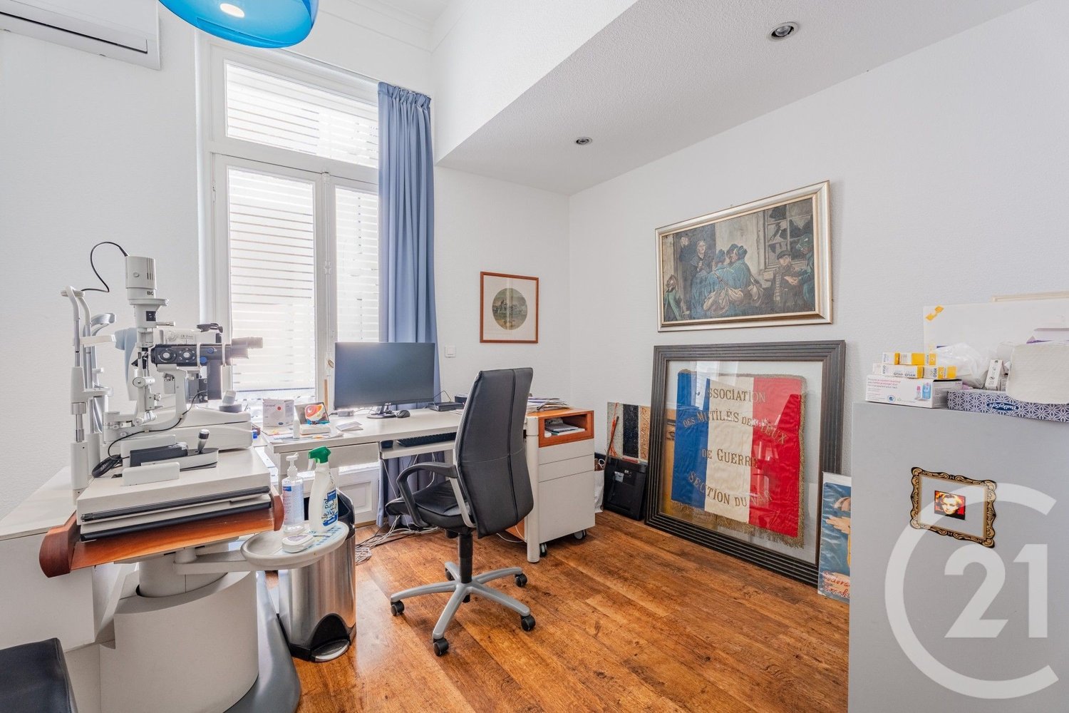 Property photo in Carre d'Or