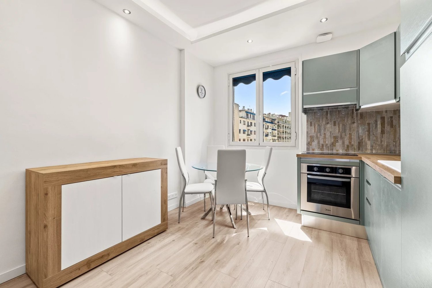 Property photo in Carre d'Or