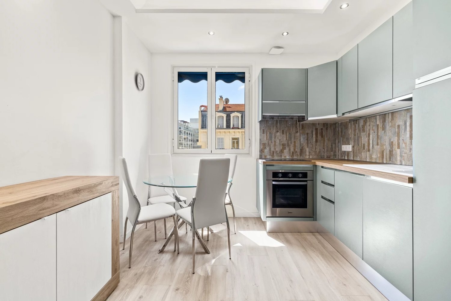 Property photo in Carre d'Or