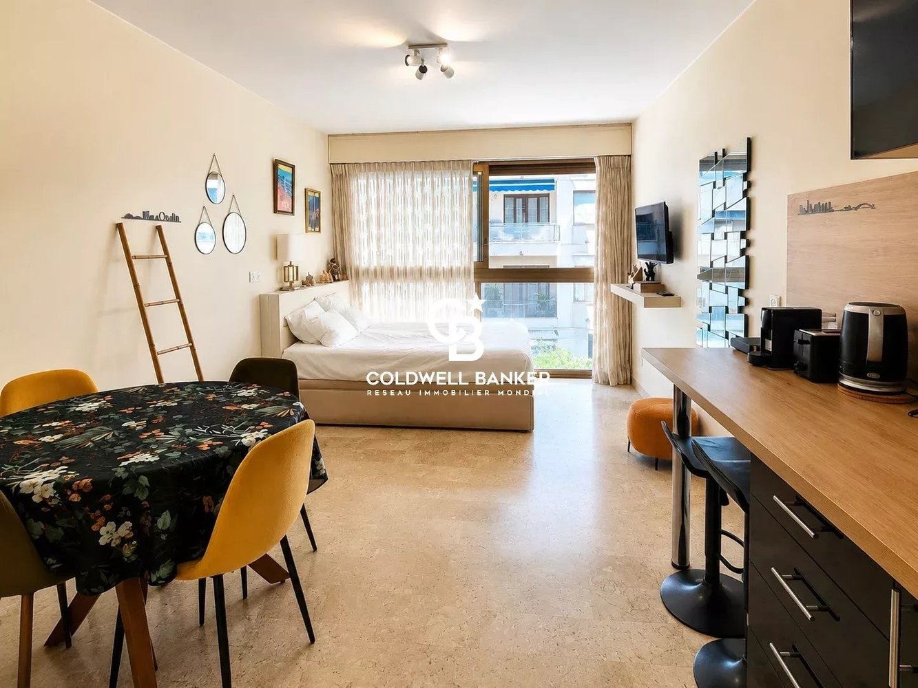 Property photo in Carre d'Or