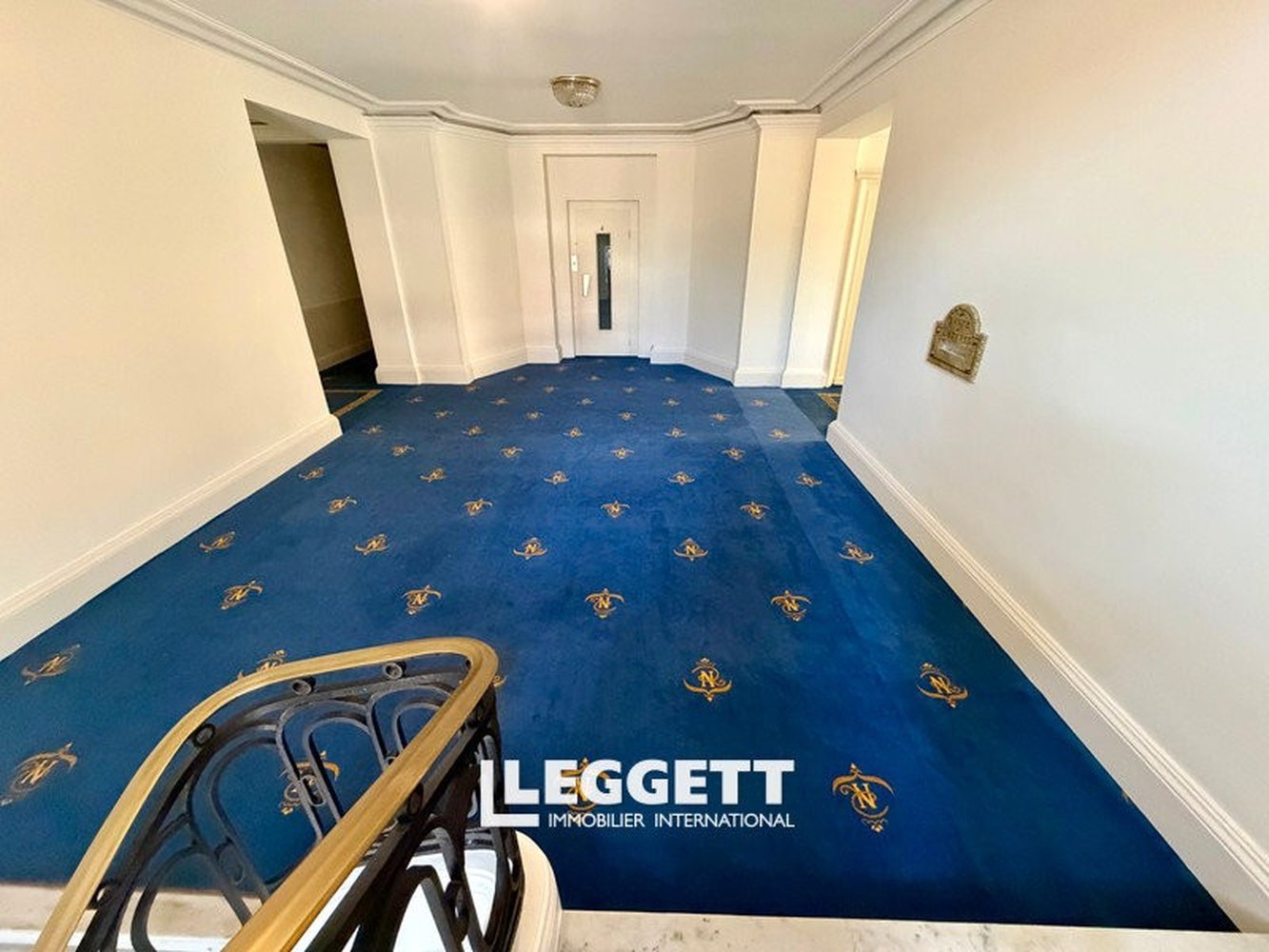 Property photo in Carre d'Or