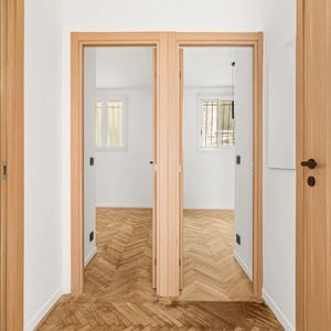 Property in Carre d'Or