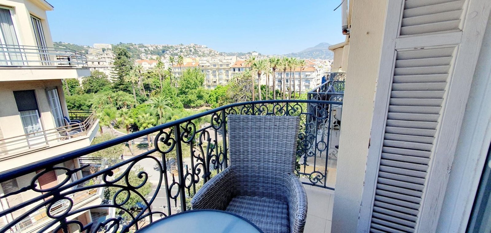 Property photo in Carre d'Or