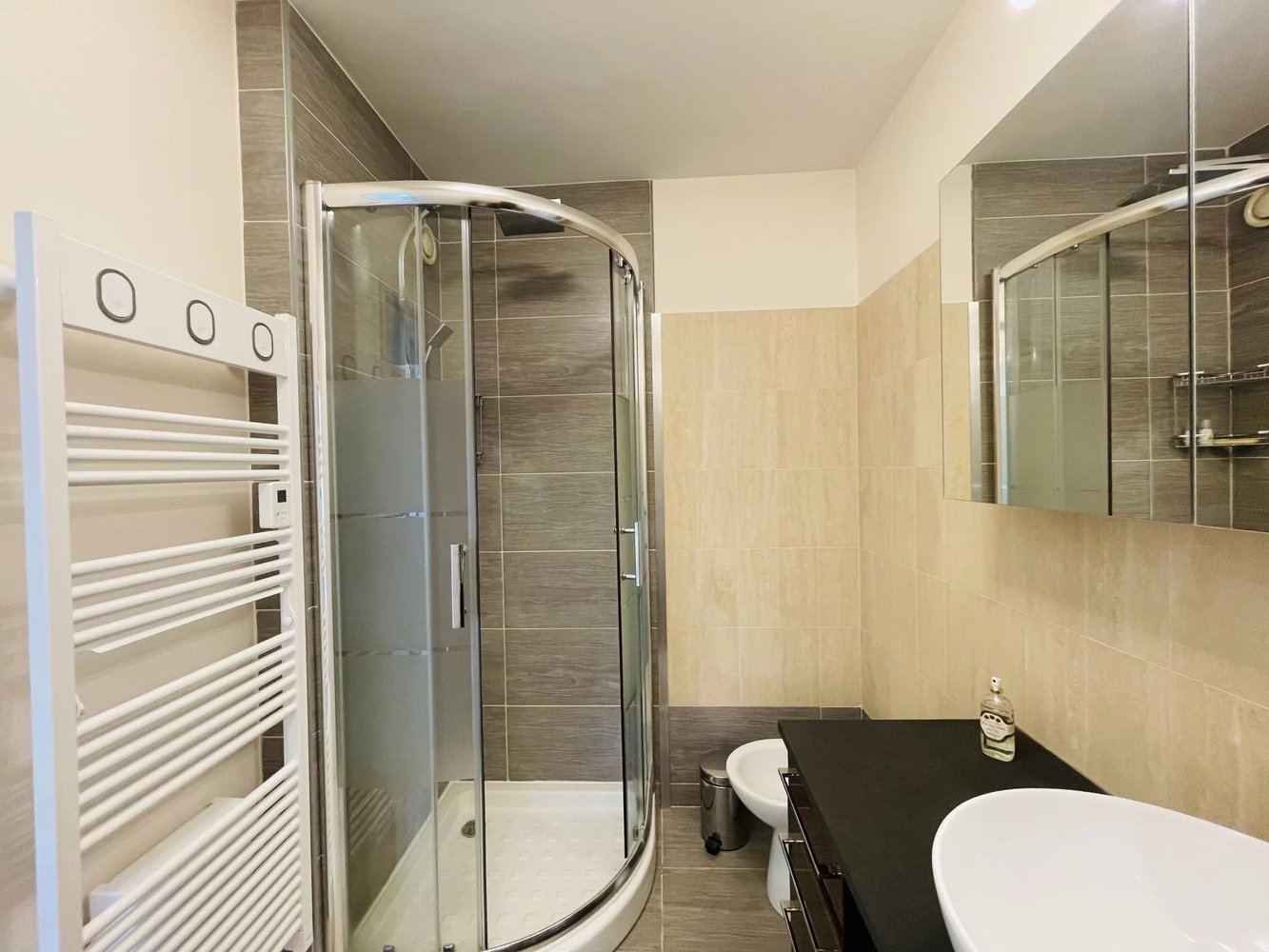 Property photo in Carre d'Or