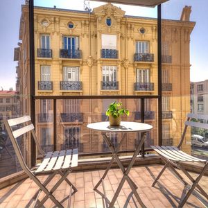 Property in Carre d'Or