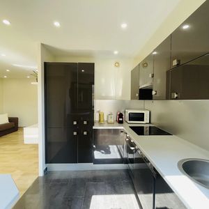 Property in Carre d'Or