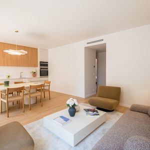 Property in Carre d'Or