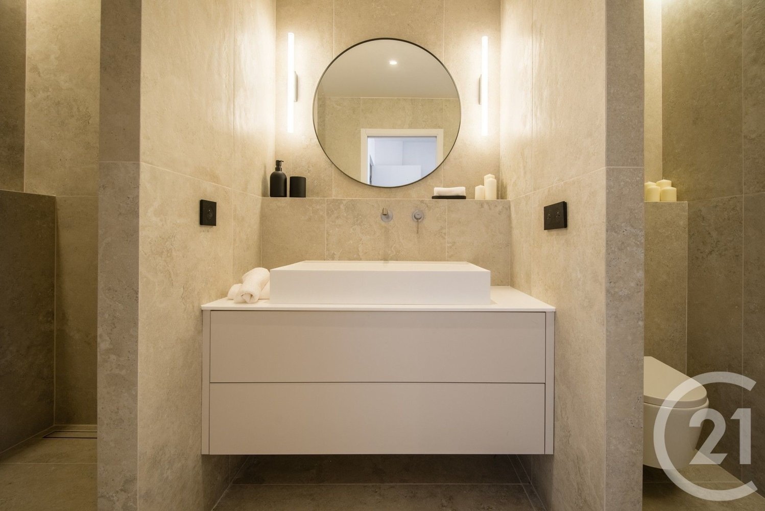 Property photo in Carre d'Or