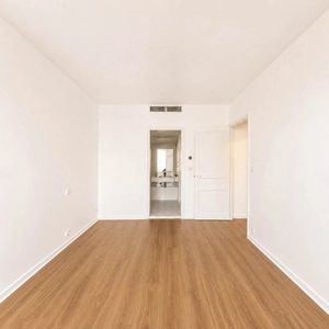 Property in Carre d'Or