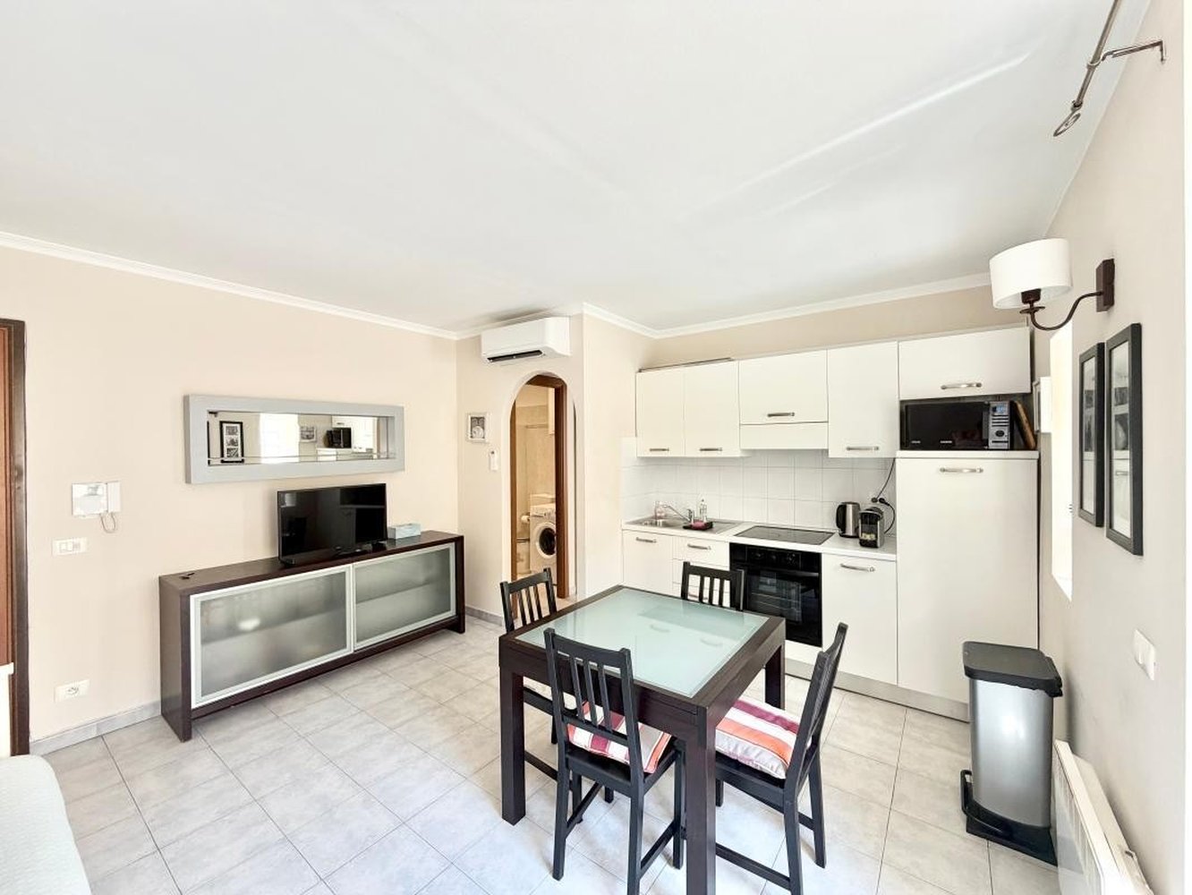 Property photo in Musicians Quarter