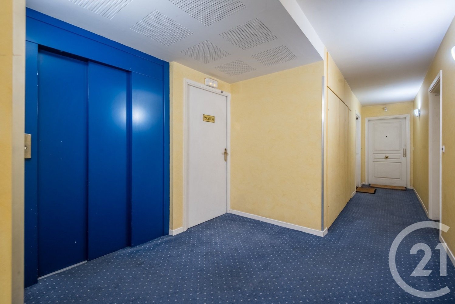 Property photo in Port