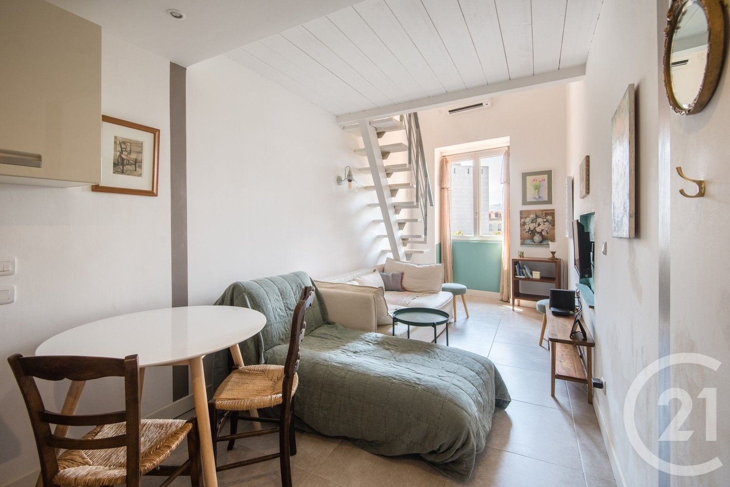 Property photo in Port