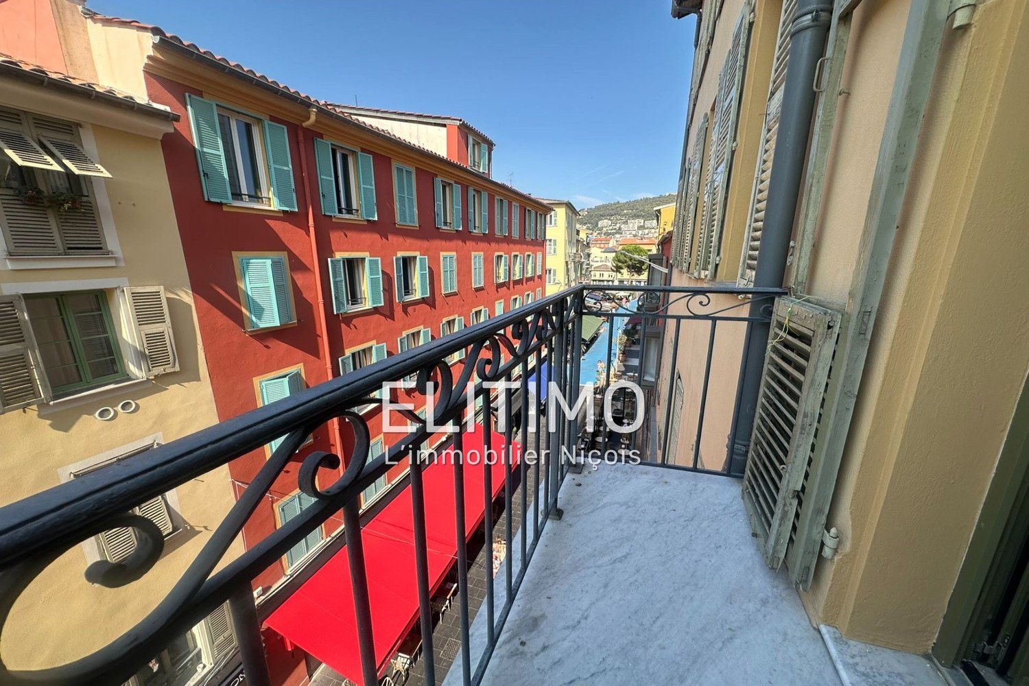 Property photo in Port