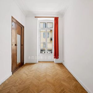 Property in Carre d'Argent