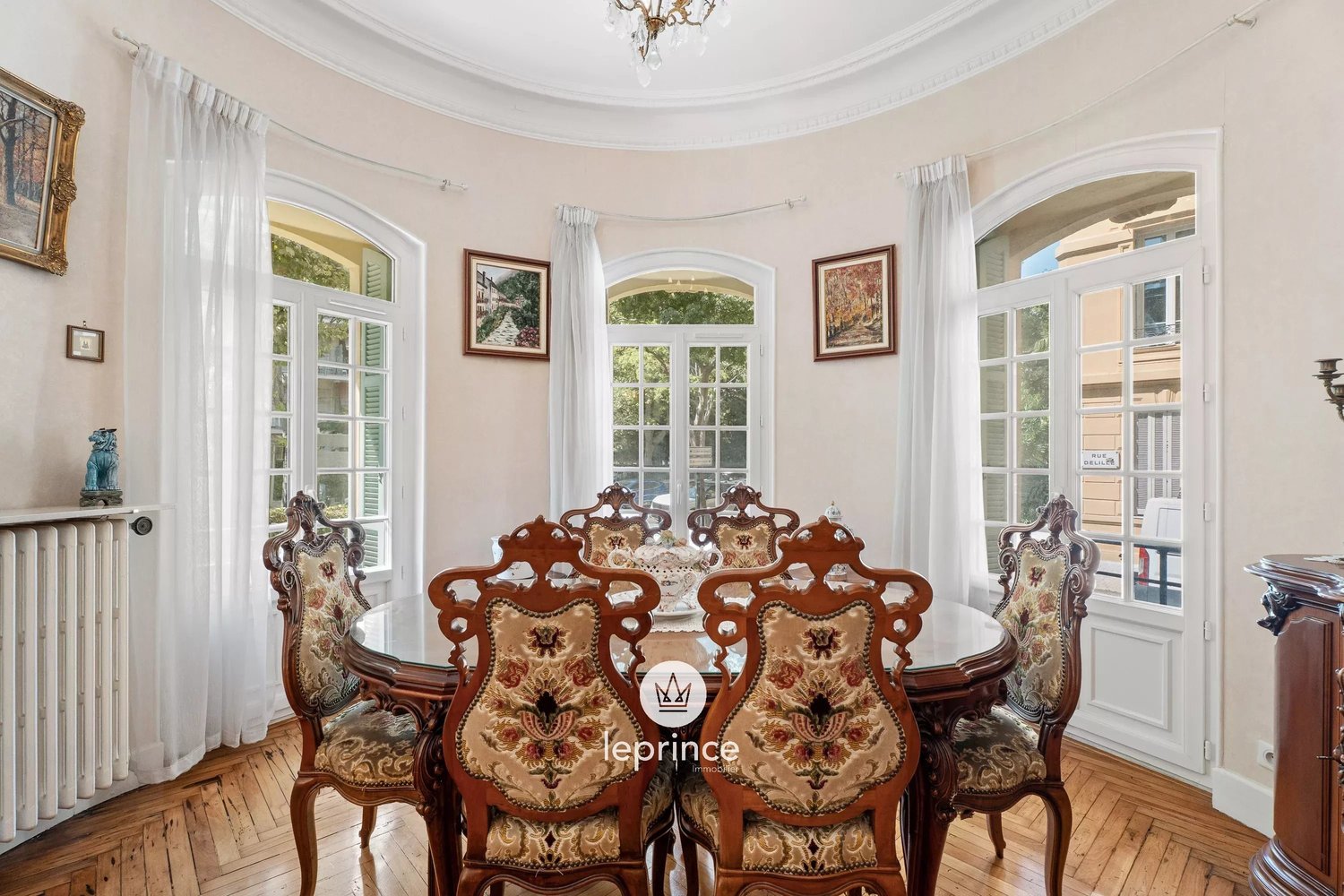 Property photo in Carre d'Argent