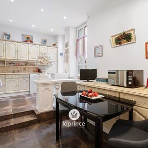 Property in Carre d'Argent