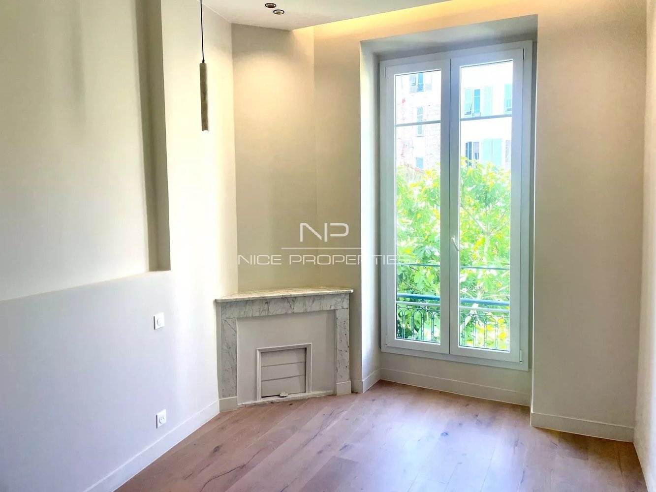 Property photo in Carre d'Argent